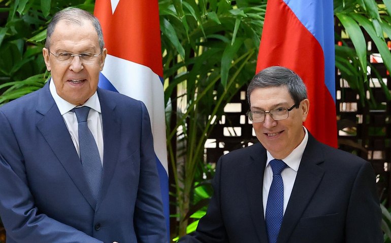 Cuba reforça laços com Rússia diante de pressão dos EUA, aponta analista