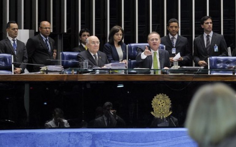 Aprovada no Senado, Minirreforma Eleitoral irá à sanção de Dilma