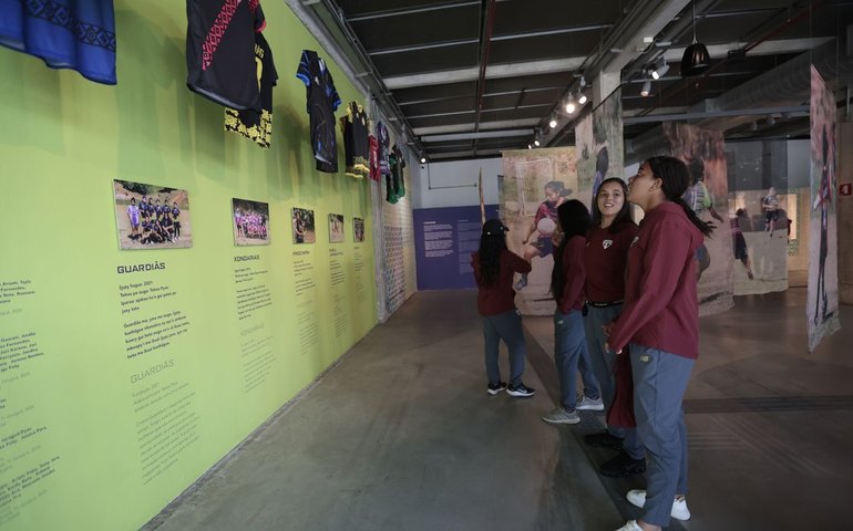 Time da base do SP comemora conquista no Campeonato Feminino