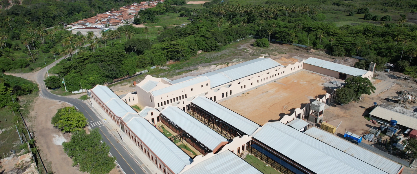Construindo desenvolvimento com você desde 1992