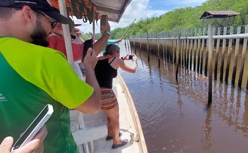 Jornalistas portugueses se encantam com Porto de Pedras