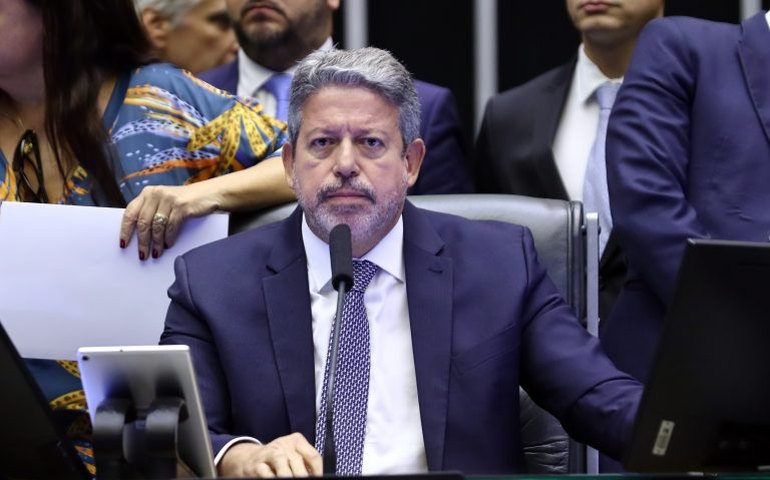 Lira defende responsabilização das 'big techs' por ofensiva contra o PL das Fake News