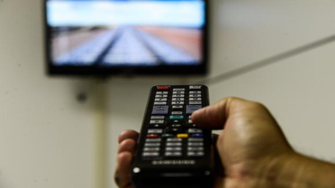 Treze milhões de domicílios no Brasil só têm TV analógica aberta, diz IBGE