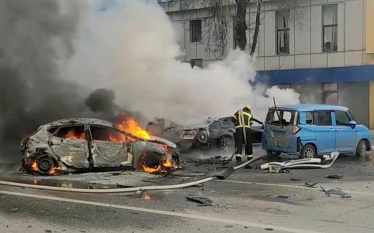 Guerra da Ucrânia: ataque de drone causa incêndio em refinaria de petróleo na Rússia; vídeo