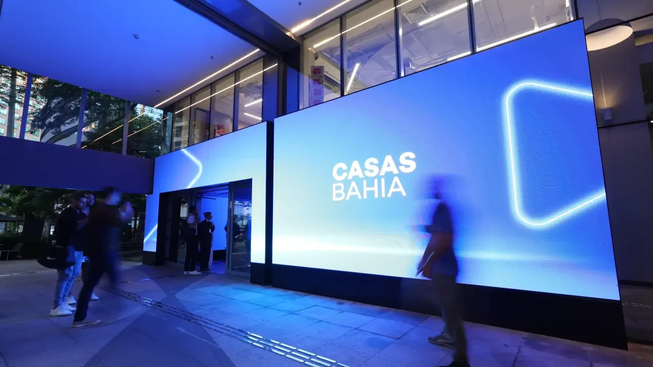 Justiça mantém suspensão de demissões em massa das Casas Bahia