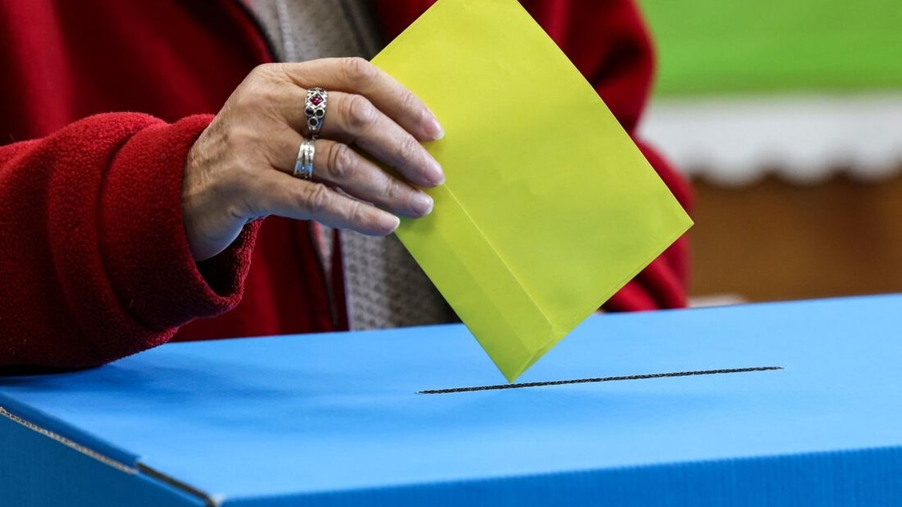 Portugal realizará eleições antecipadas em 18 de maio