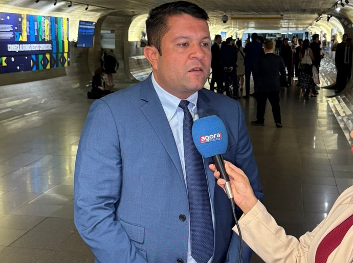 Em Brasília, Allan Pierre representa a Frente Parlamentar da Advocacia na sabatina de Marluce Caldas ao STJ