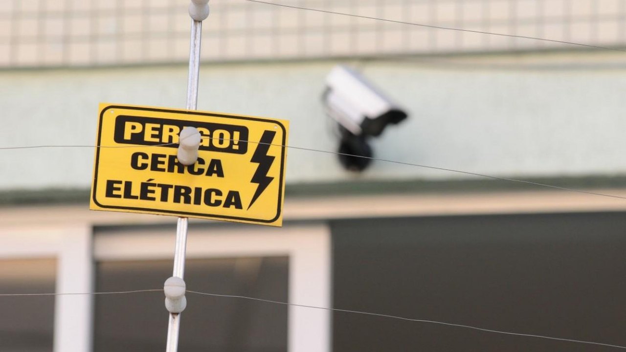 Acidentes com cercas energizadas estão entre as principais causas de choques elétricos em residências, alerta Equatorial Alagoas