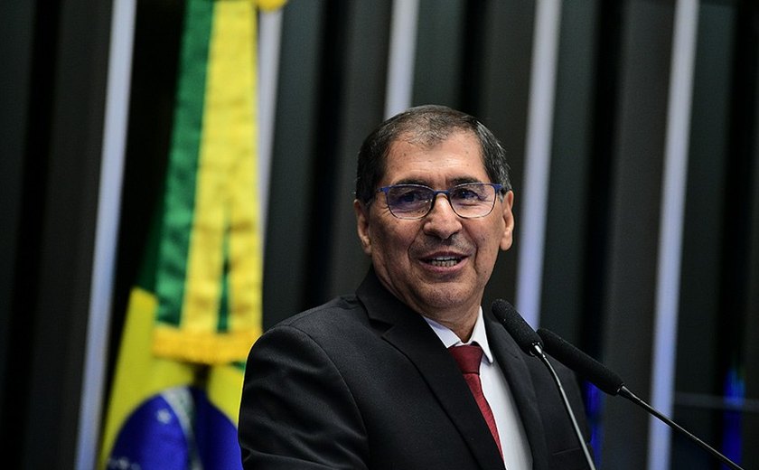 Bene Camacho é empossado no Senado como senador pelo Maranhão