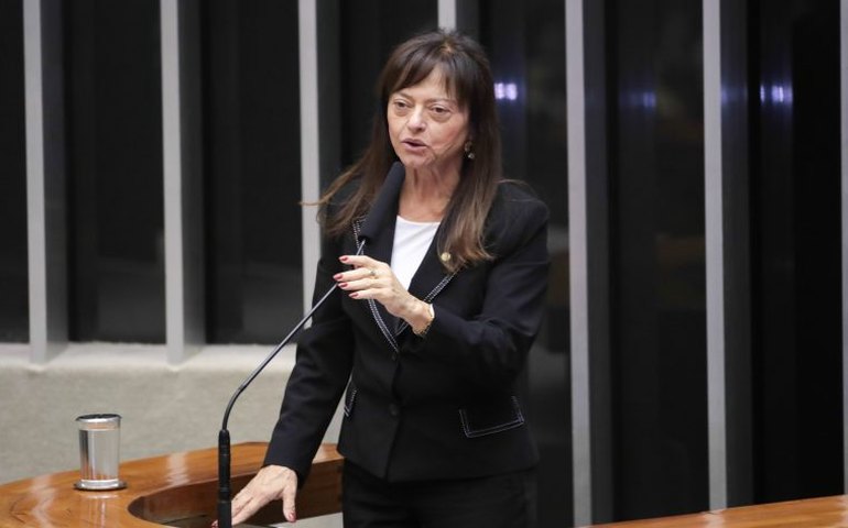 Deputada destaca avanços para evitar violência contra vítimas em processos judiciais