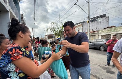 Vereador Allan Pierre inicia entrega de peixe na Semana Santa beneficiando 15 mil famílias em Maceió