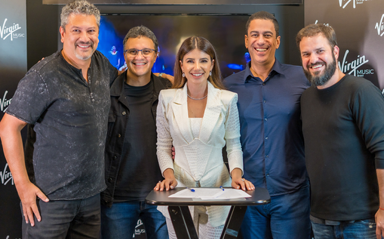 Paula Fernandes fecha parceria com a Virgin Music