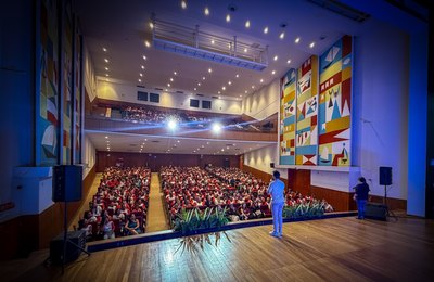 Estudantes de Penedo participam do III Intercâmbio Cultural e de Empreendedorismo da EJA 2026