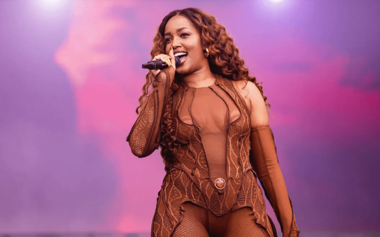 Iza fala sobre gravidez e relação com Yuri Lima: 'Experiência mais louca da minha vida'