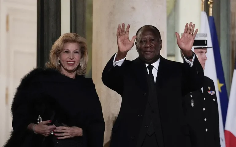 Costa do Marfim e Senegal anunciam saída de militares franceses