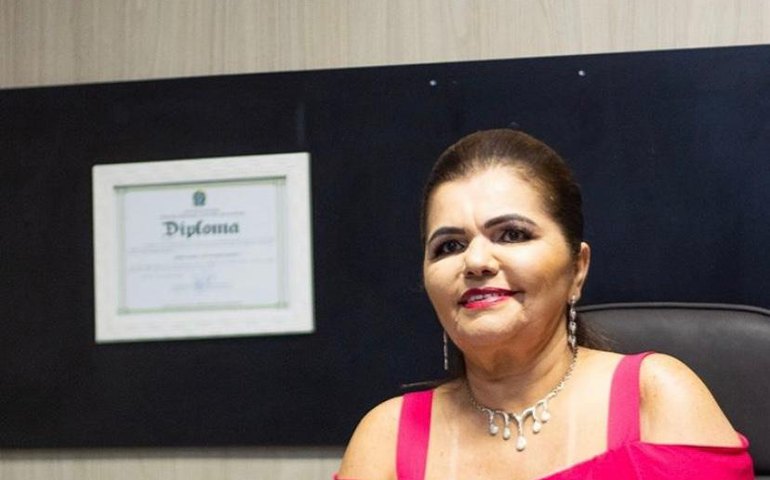 Ângela Garrote anuncia pré-candidatura a prefeita de Palmeira