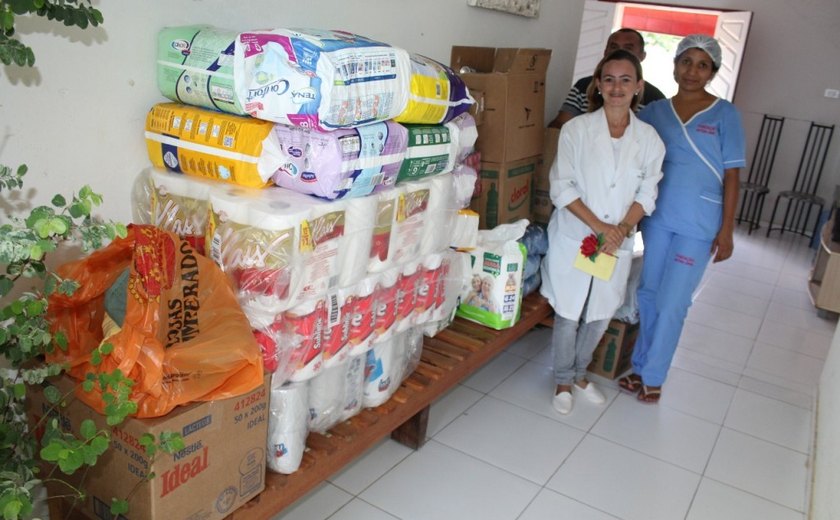 Servidores municipais doam produtos para ajudar instituições filantrópicas de Arapiraca