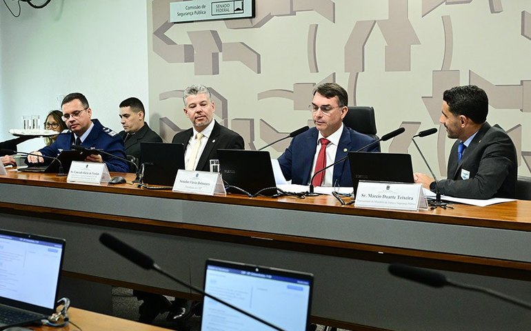 Especialistas divergem sobre armamento de drones para segurança pública