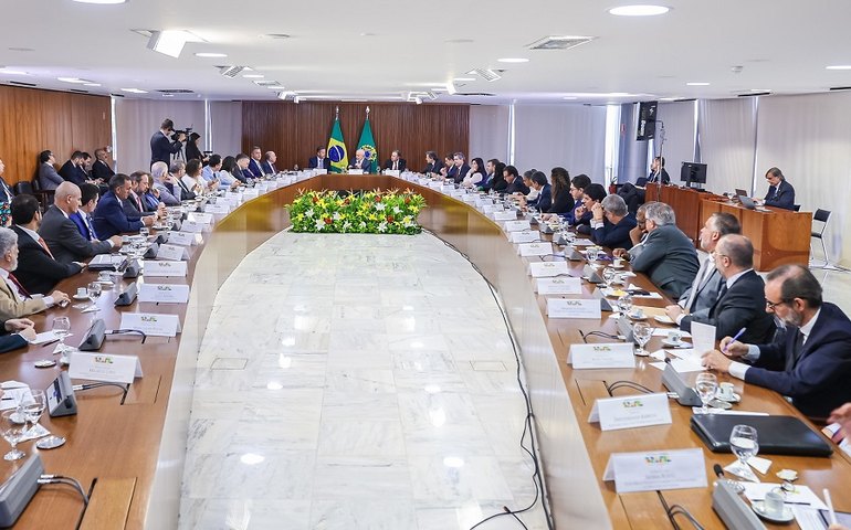 Brasil assume presidência do G20 e anuncia países convidados a participar; veja a lista