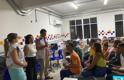 Vigilância Sanitária realiza capacitação sobre segurança alimentar em escola no Jacintinho