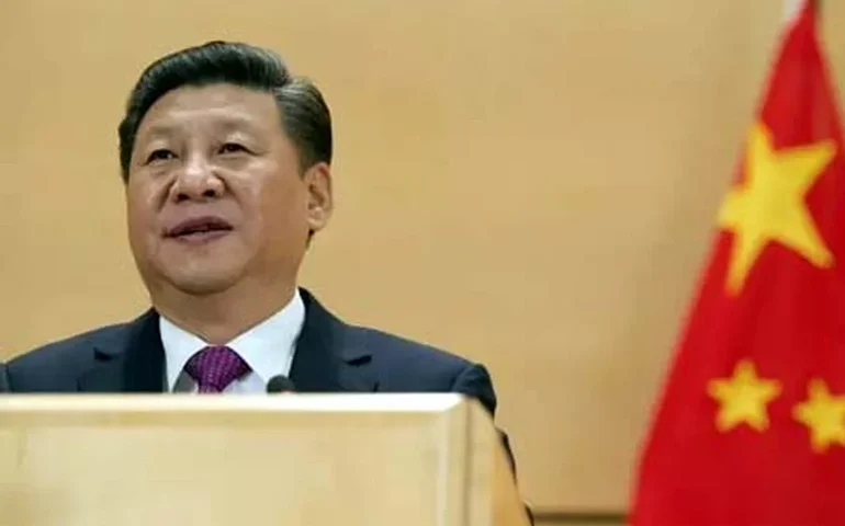 Presidente da China admite desafios na economia e chama de 'inevitável' reunificação com Taiwan