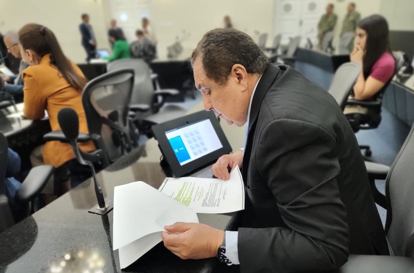 Lei do deputado Inácio prevê formação de profissionais em primeiros socorros nas escolas