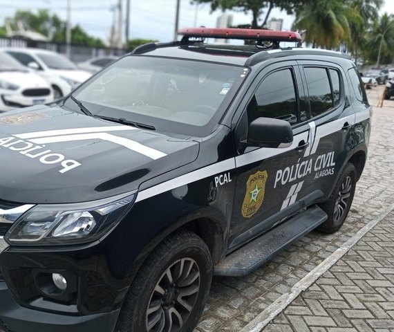 Casal é preso em flagrante acusado de estupro de vulnerável contra a própria filha de dois anos