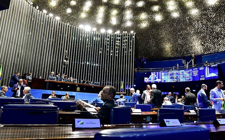 Senado celebra 75 anos da Sociedade Bíblica do Brasil