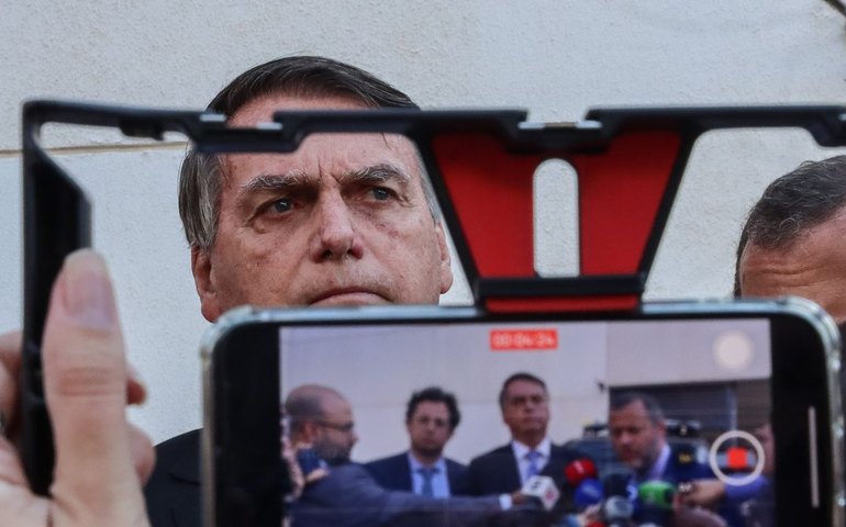 Moraes nega pedido de Bolsonaro para apresentar defesa em 83 dias