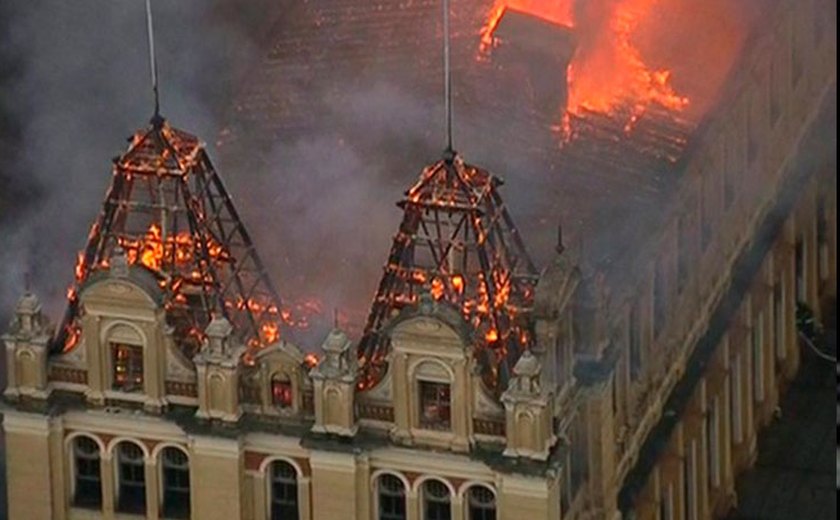 Incêndio no Museu da Língua Portuguesa, em São Paulo, deixa um morto