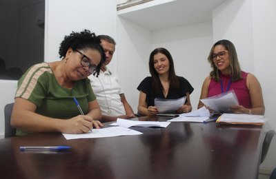 Seprev renova contrato com comunidades acolhedoras para atendimento a dependentes químicos