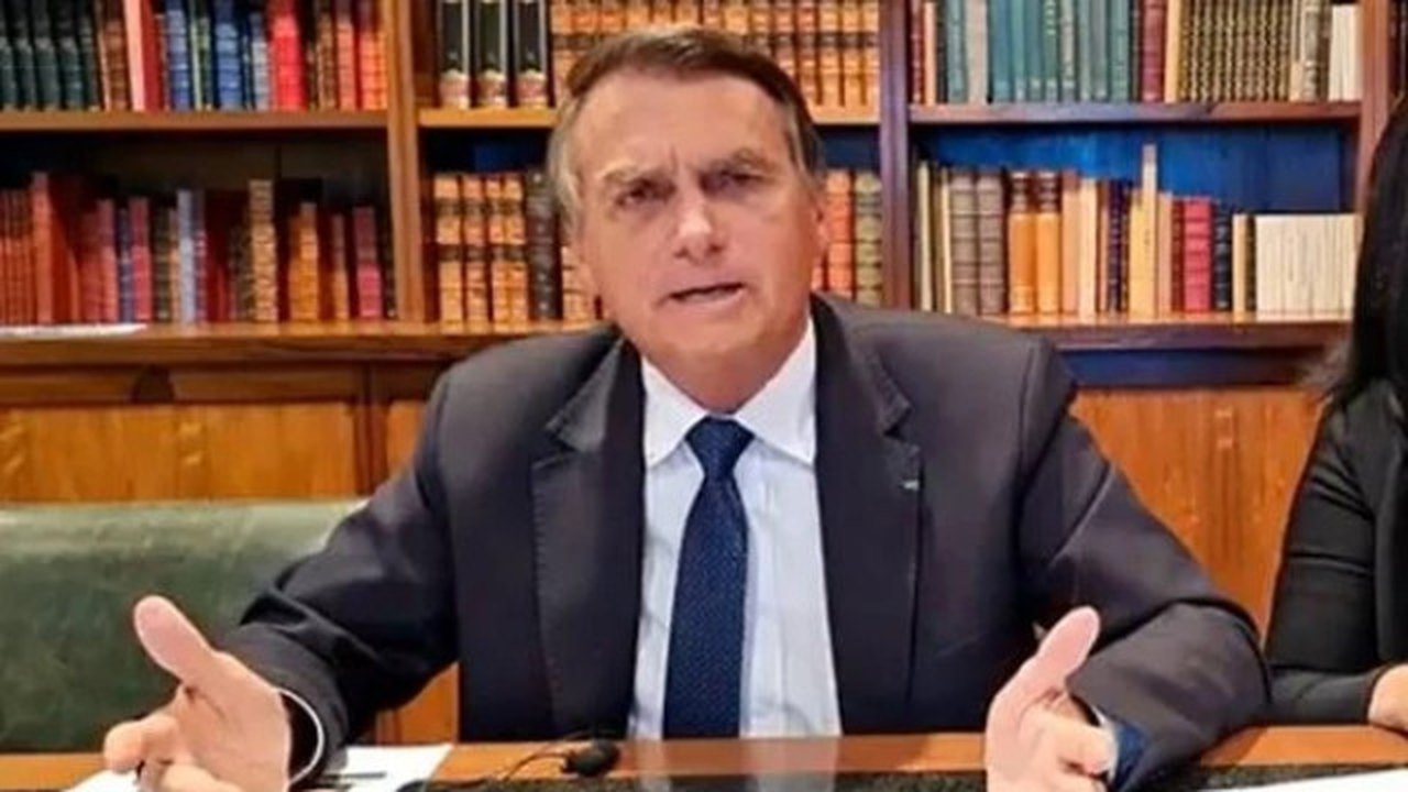Em live, Bolsonaro diz que decisão de Moraes garantiu votos a Lula