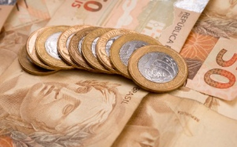 Selic no fim de 2021 passa de 5,25% ao ano para 5,50% ao ano, diz Focus