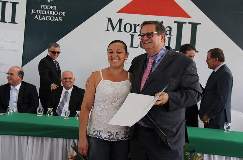 Comunidade quilombola em Poço deverá receber casas até o final do ano