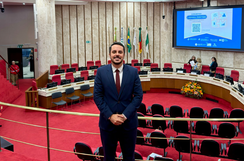 Juiz Kaio Queiroz participa de congresso nacional sobre reforma tributária