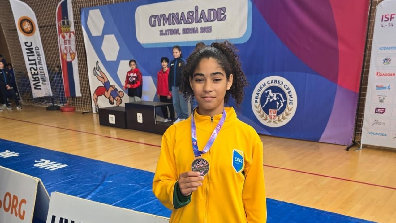 Estudante da rede estadual conquista bronze nos Jogos Mundiais Escolares na Sérvia