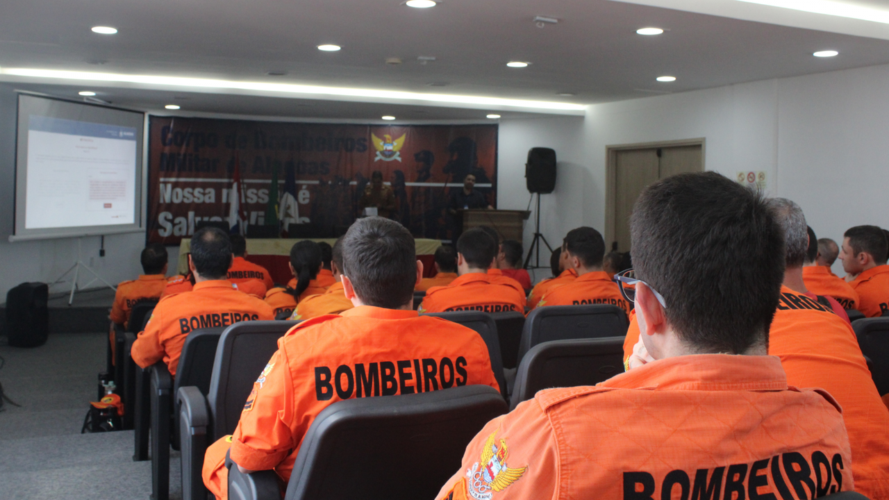 Bombeiros e CGE realizam evento para divulgar Cartilha de Assédio Moral e Sexual no Trabalho