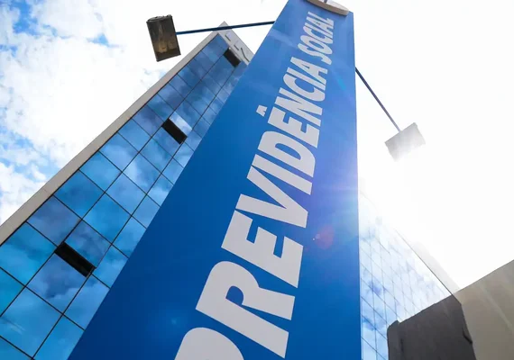 Saiba idade mínima e tempo de contribuição para aposentadoria em 2025