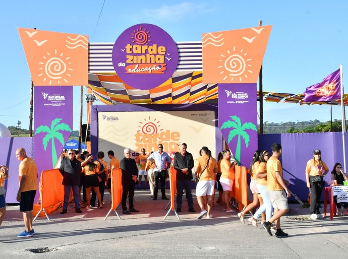 Tardezinha da Educação celebra alegria, valorização e união dos profissionais da rede municipal de São Miguel dos Campos