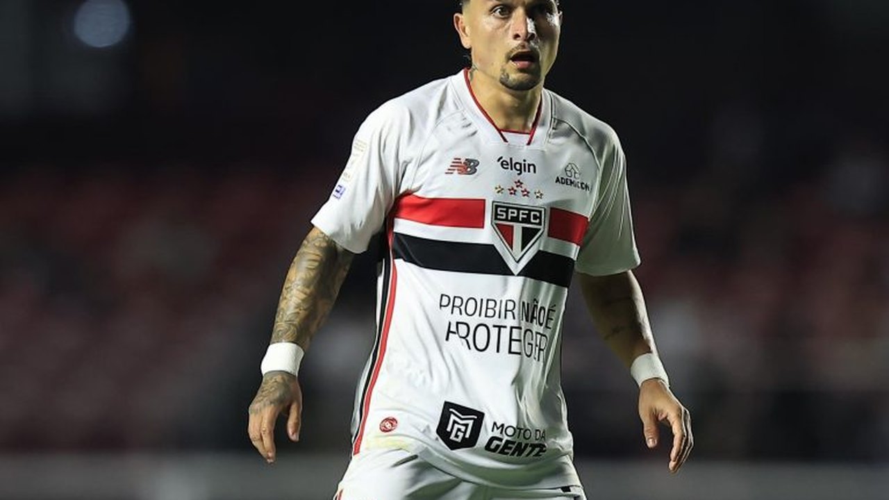 Artur celebra fim de jejum e projeta objetivos maiores após vitória do São Paulo