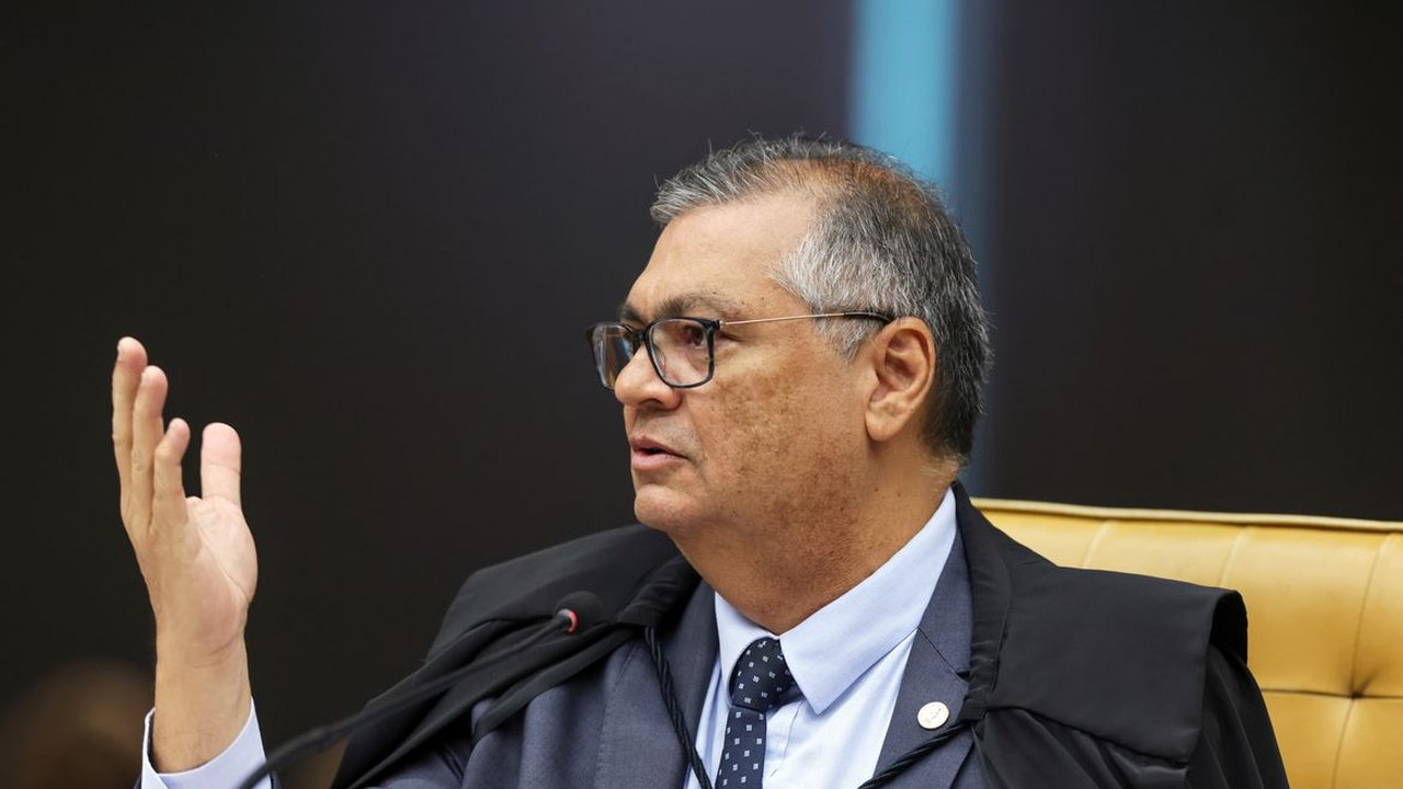 Dino determina que emendas de estados e municípios devem seguir regras de verbas federais