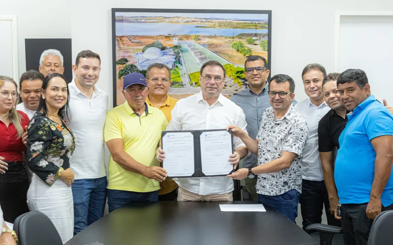 Obra facilitará mobilidade urbana entre o bairro Canafístula e AL 220