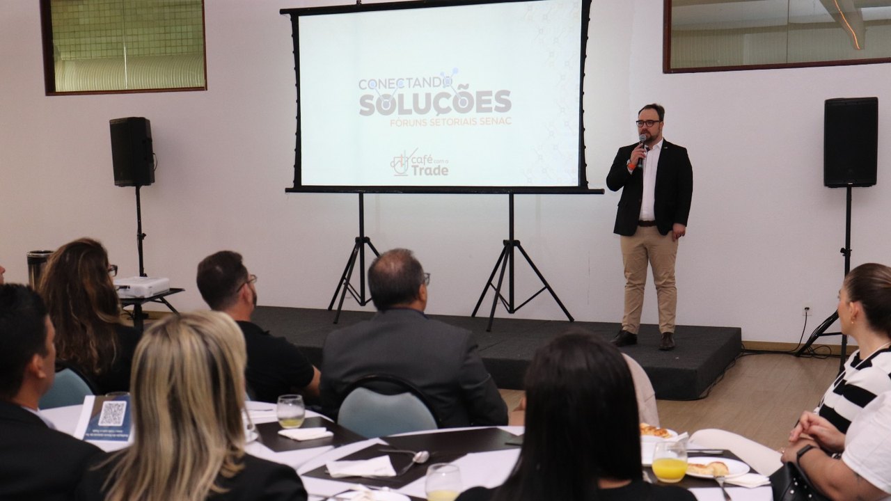 Senac promove café da manhã com trade turístico de Alagoas