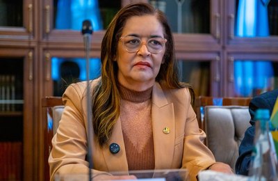 Senadora Dra. Eudócia confirma início da produção da vacina de RNA mensageiro contra o câncer na Rússia