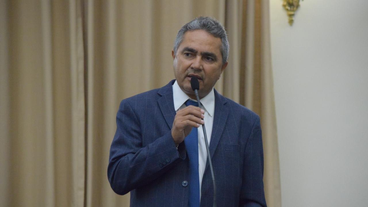 Francisco Tenório pede afastamento de policiais envolvidos em assassinato no município de Chã Preta
