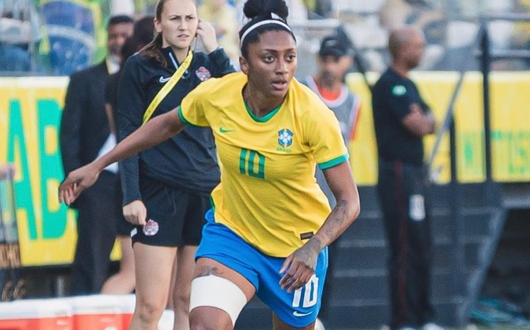 Kerolin admite nervosismo com estreia na Copa do Mundo Feminina, mas garante:  o Brasil vem forte