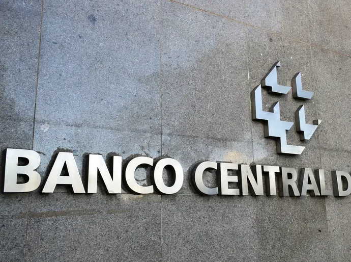 Banco Central e Receita Federal são autorizados a realizar concursos