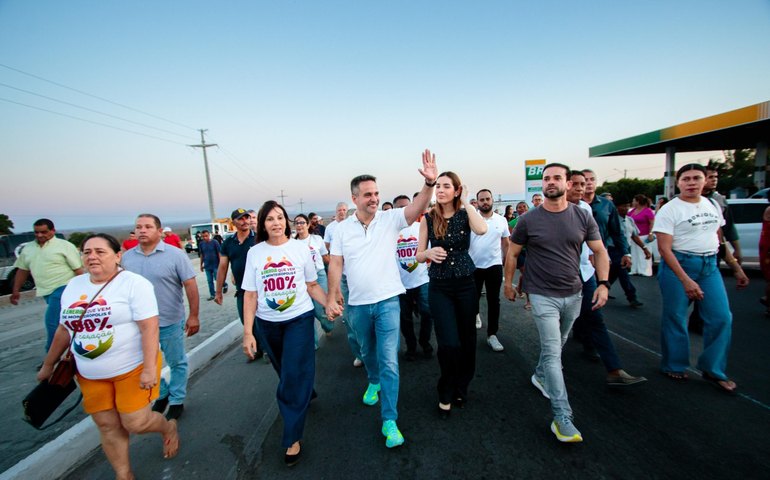 Governo Trabalhando: duplicação da AL-220 chega a Jacaré dos Homens e Monteirópolis