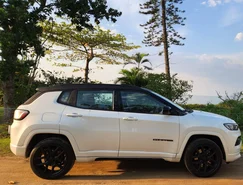 Jeep Compass mostra por que lidera entre os SUVs médios - Sérgio Dias (15).jpeg 