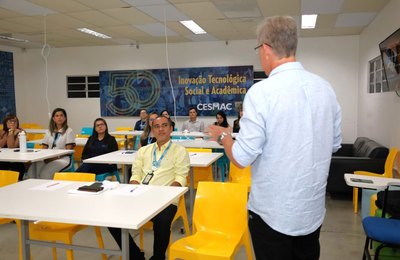 Cesmac realiza palestra sobre tabagismo em alusão ao Dia Nacional de Combate às Drogas e ao Alcoolismo